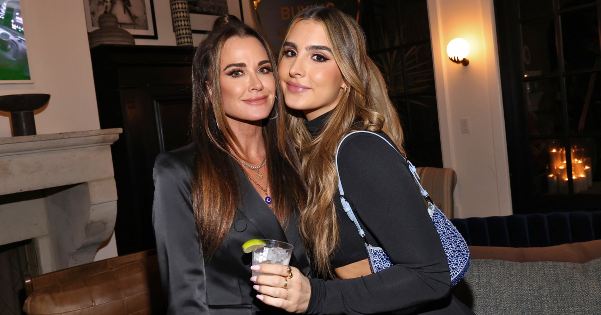 How Kyle Richards And Daughter Sophia Handle ‘rough Time