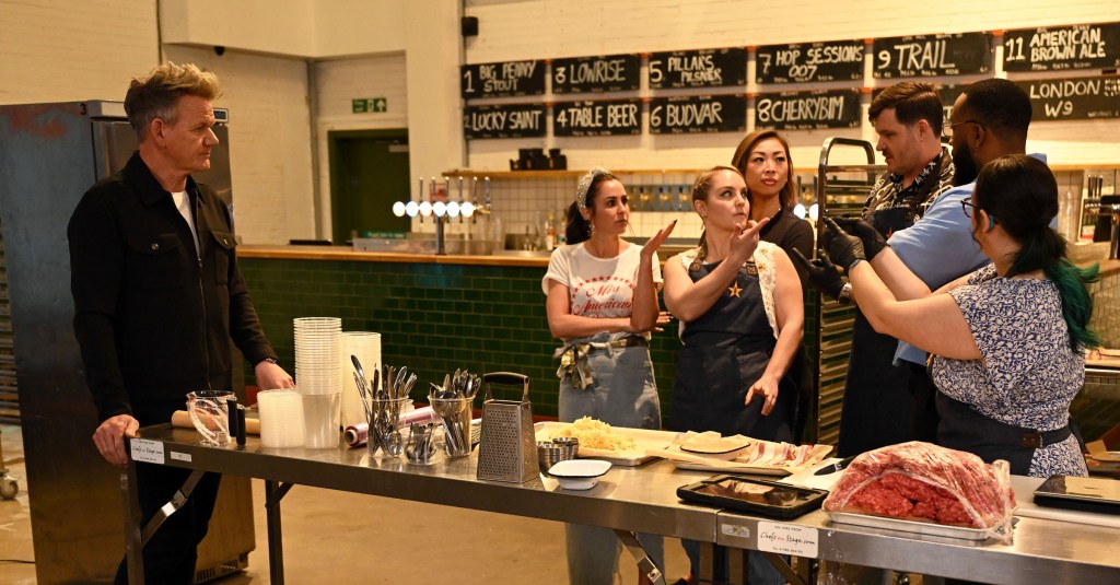 Gordon Ramsay, Chuan Liu, and cast in the kitchen on Gordon Ramsay's Food Stars.