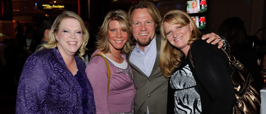 Sister Wives cast prior to the divorces.