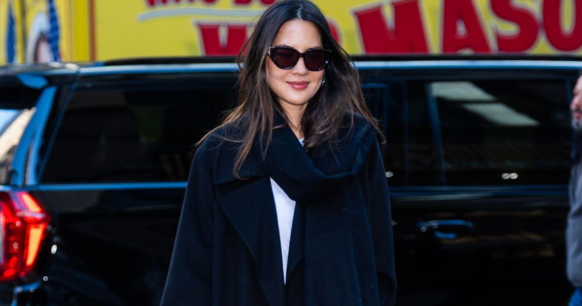 Olivia Munn’s Christmas Photos Are as Candid as They Can Get