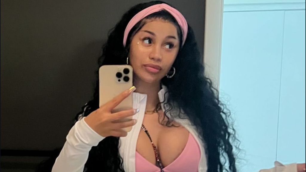 Cardi B gym