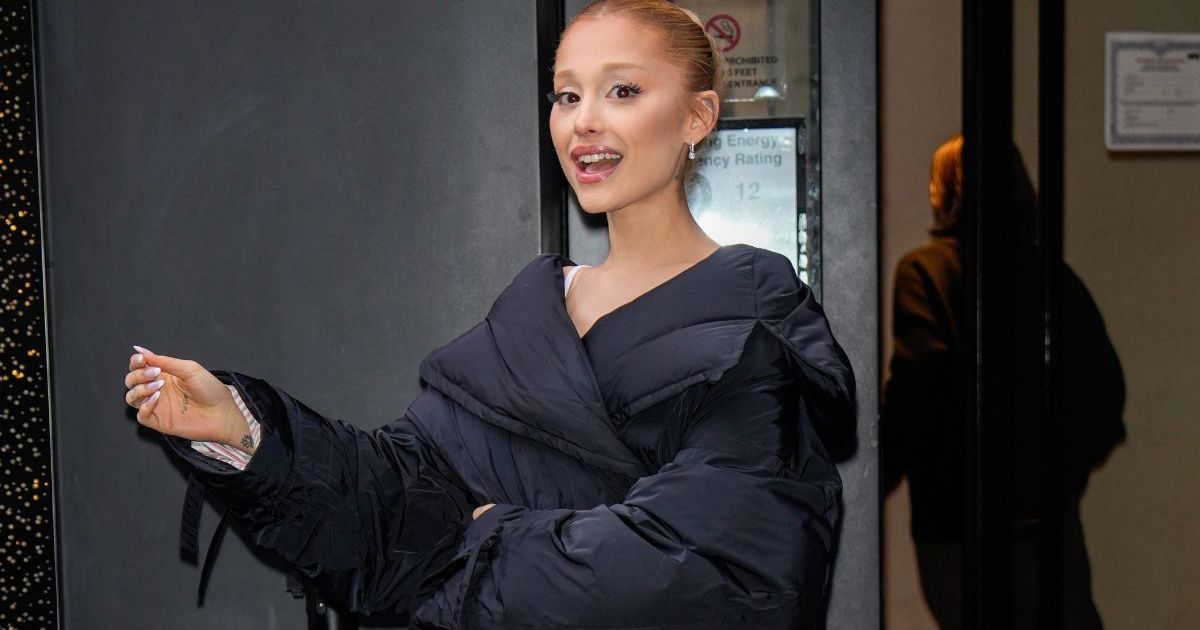 Ariana Grande’s Stylist Reveals BTS Photos of Oscar Nominee’s New Shoot