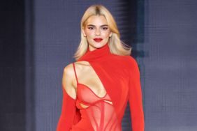 Kendall Jenner walks the runway during "Le Défilé L'Oréal Paris – Walk Your Worth" Womenswear Spring-Summer 2025 show as part of Paris Fashion Week on September 23, 2024 in Paris, France.