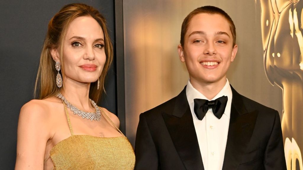 Angelina Jolie son Knox