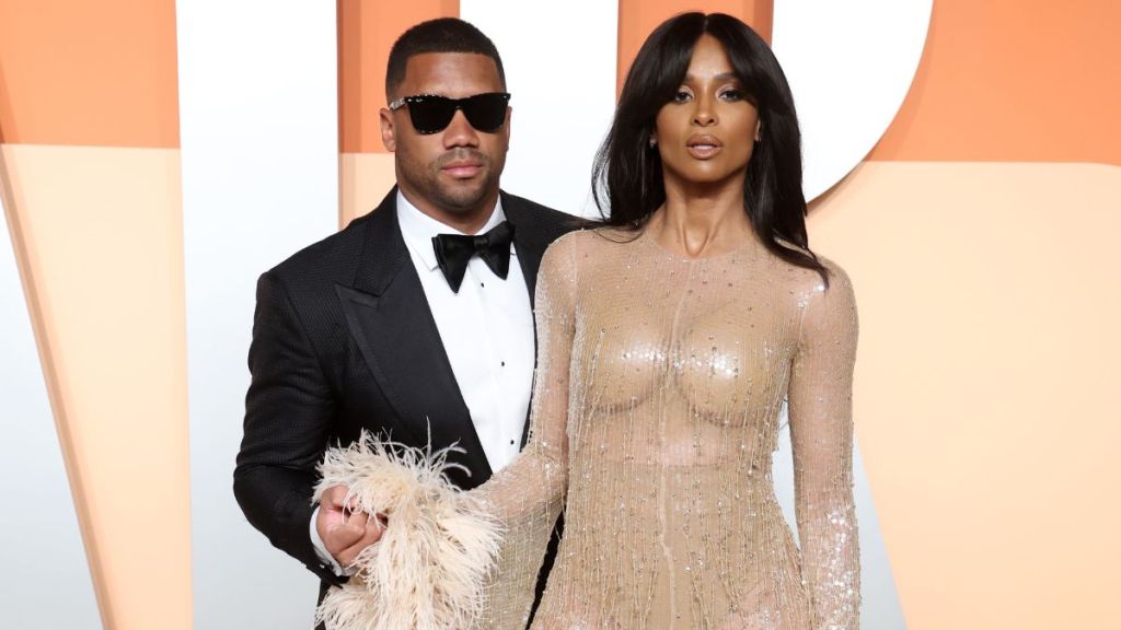 Russell Wilson and Ciara attend the 2025 Vanity Fair Oscar Party Hosted By Radhika Jones at Wallis Annenberg Center for the Performing Arts on March 02, 2025 in Beverly Hills, California.